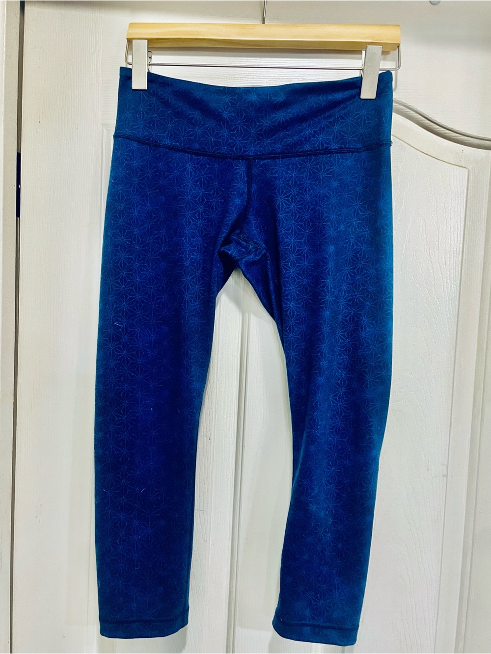 lululemon Wunder Under High-Rise Cropped Leggings – Size 6 – Indigo Spray